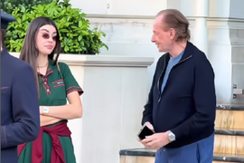 Snimak STAROG BOGATAŠA IZ MONAKA i devojke koja može da mu bude UNUKA zgozio ljude: "MODERNE SPONZORSKE VEZE", reakcija ove 2 žene koje su ih gledale rekla sve