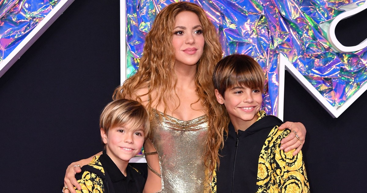 Shakira says it's 'good not to have a husband' because it was dragging