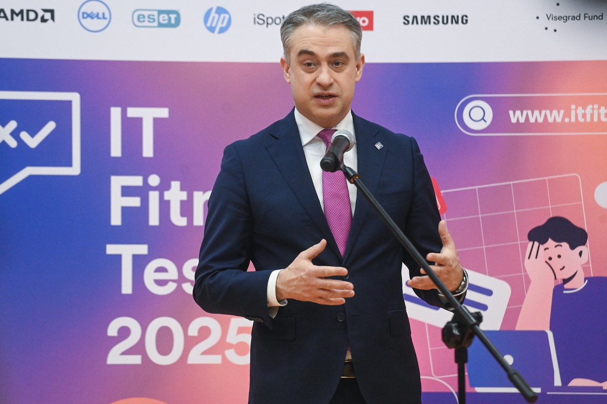 Krzysztof Gawkowski