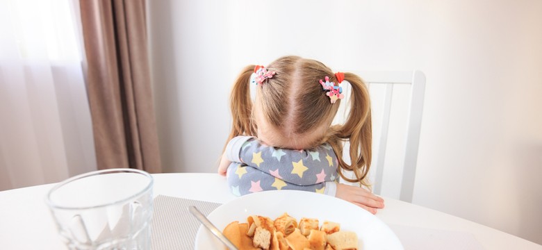 Rozpoznanie problemu to podstawa: Jak stwierdzić, że dziecko ma neofobię żywieniową?
