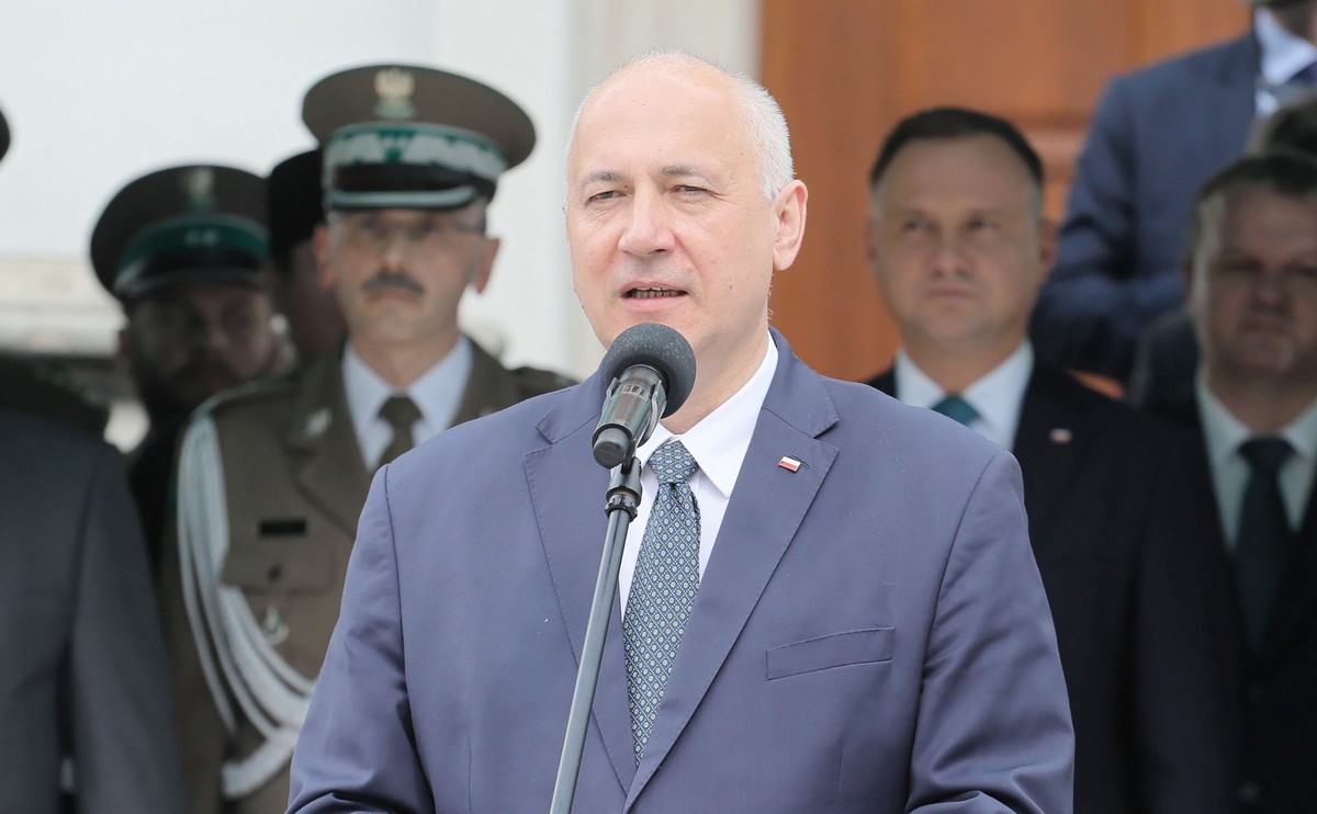 Brudziński: Alarmy bombowe podczas matur to coś więcej niż działanie szaleńca