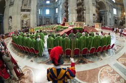 "Nasz Dziennik" o synodzie w Watykanie: Poglądy sprzeczne z nauczaniem Kościoła