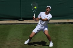 Dramat Huberta Hurkacza na Wimbledonie. Poddał mecz w czwartym secie