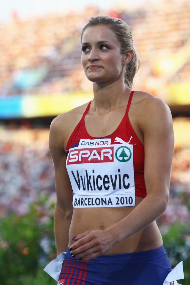 Christina Vukicevic, norweska lekkoatletka pochodzenia serbskiego, specjalizująca sę w biegu na 100 m przez płotki