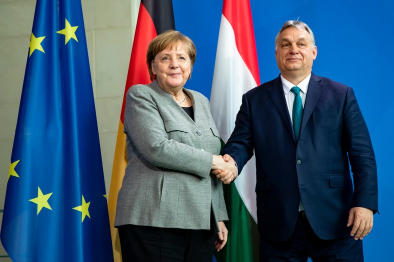 Była kanclerz Niemiec Angela Merkel i premier Węgier Viktor Orban