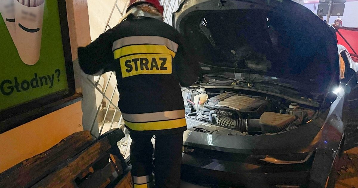 El conductor empujó al niño de 4 años hacia abajo y huyó del lugar del accidente.