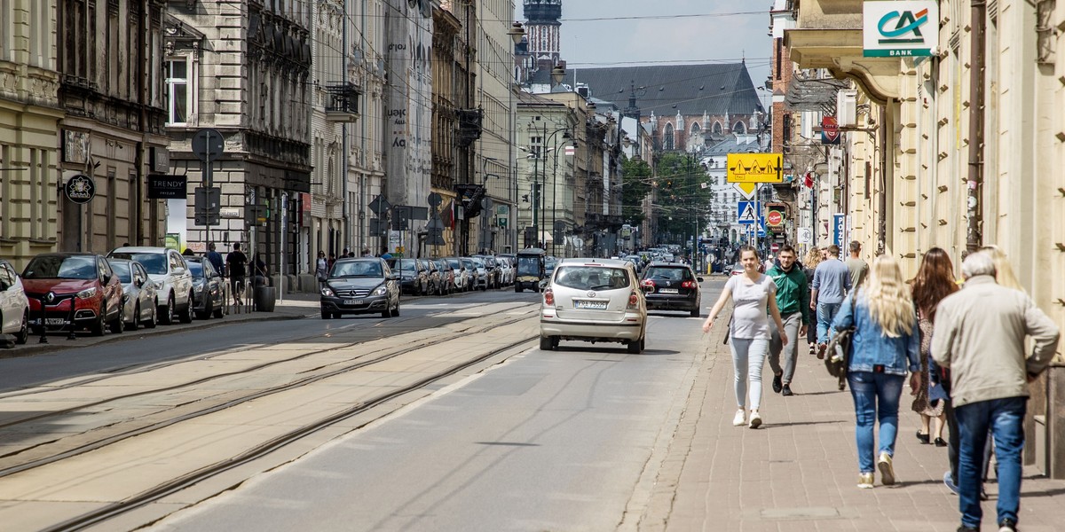 Ul. Starowiślna przejdzie generalny remont i stanie się jednokierunkowa.