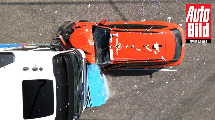 Új védelmi rendszert fejlesztenek a balesetek kockázatának csökkentésére / Fotó: Auto Bild
