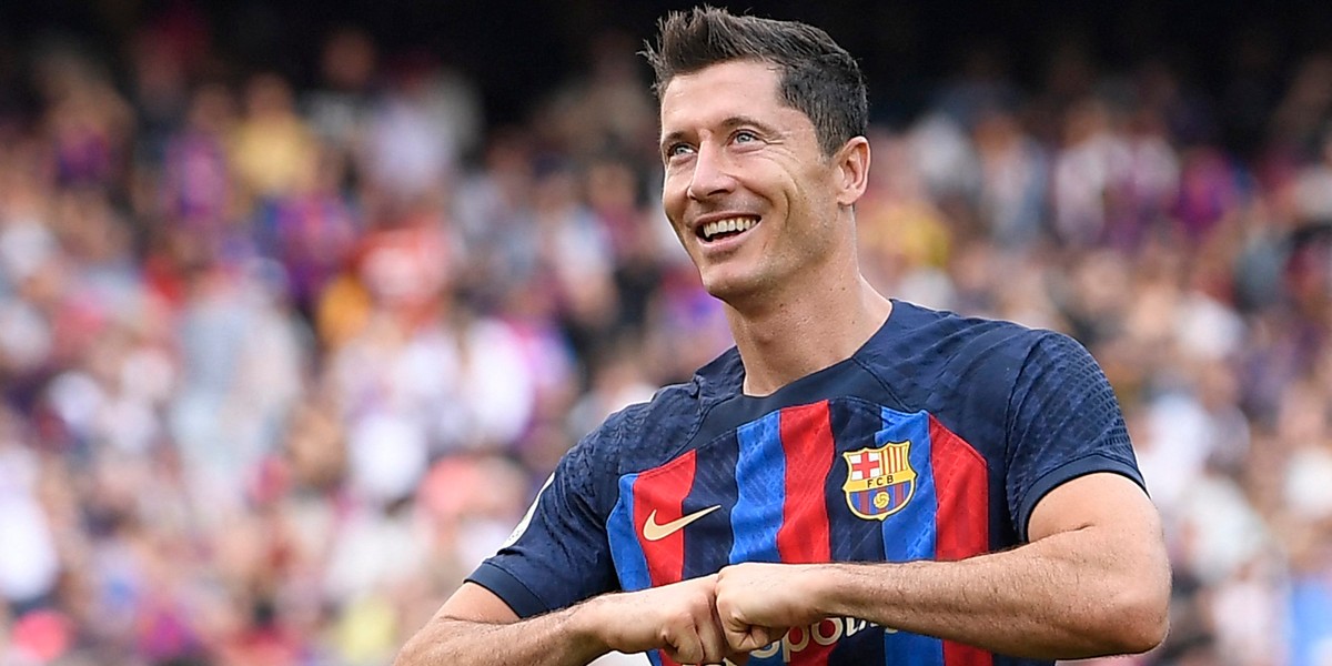 Robert Lewandowski z Barceloną mogą zawitać do Warszawy. 