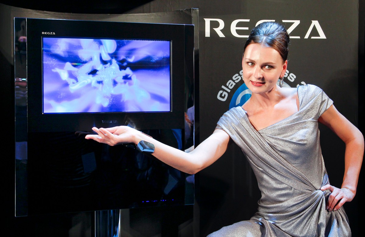 Regza GL1 - pierwszy telewizor 3D Toshiby, który nie wymaga okularów.