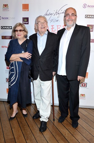 Krystyna Zachwatowicz, Andrzej Wajda i producent Michał Kwieciński na bankiecie z okazji zakończenia zdjęć do 'Wałęsy'