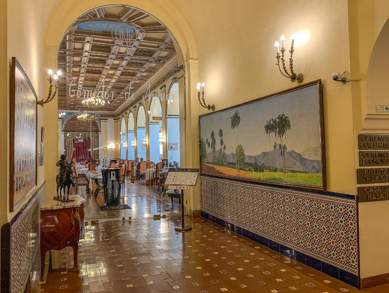 Luksus gwiazdy, gangsterzy i burzliwa historia. Słynny Hotel Nacional na Kubie