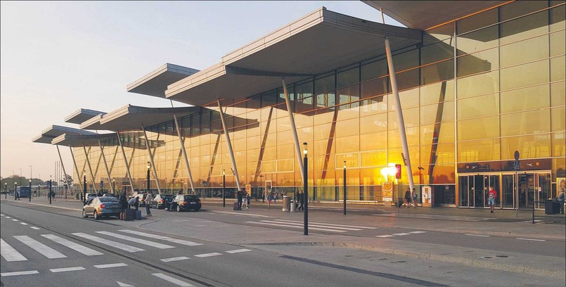 Terminal lotniska we Wrocławiu