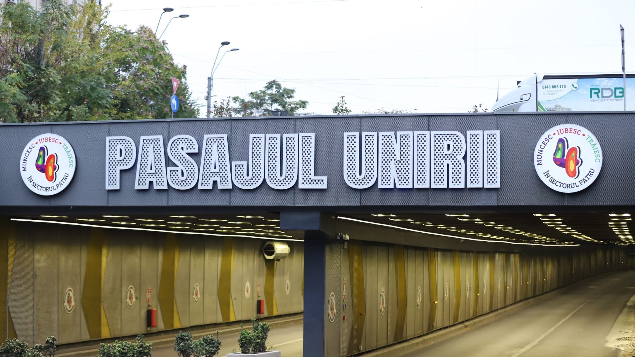 Pasajul Unirii a devenit cel mai supravegheat tunel din România după montarea a zeci de camere video noi