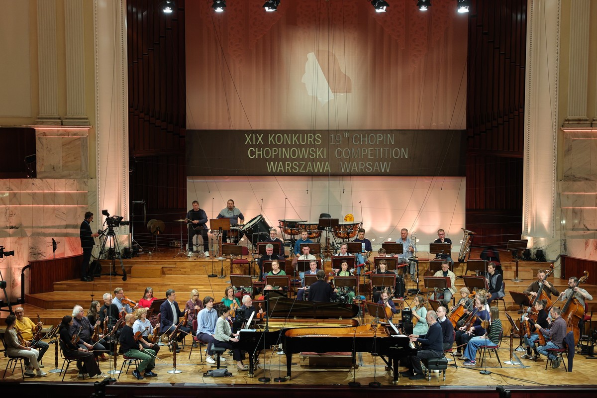 przygotowania do koncertu inauguracyjnego Konkursu Chopinowskiego
