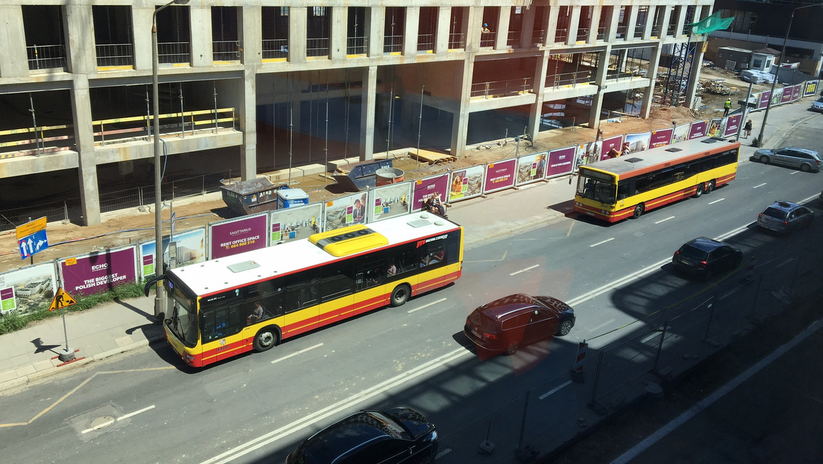 Już niedługo do Wrocławia trafi 60 nowych autobusów. Będą to Mercedesy-Benz Citaro. To one zastąpią najbardziej wysłużone autobusy Volvo. Wrocławskie MPK właśnie rozstrzygnęło przetarg w tej sprawie.