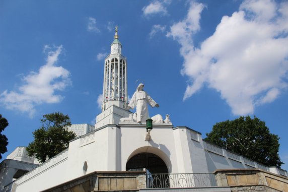 Jest jak biała perła. Kościół świętego Rocha w Białymstoku