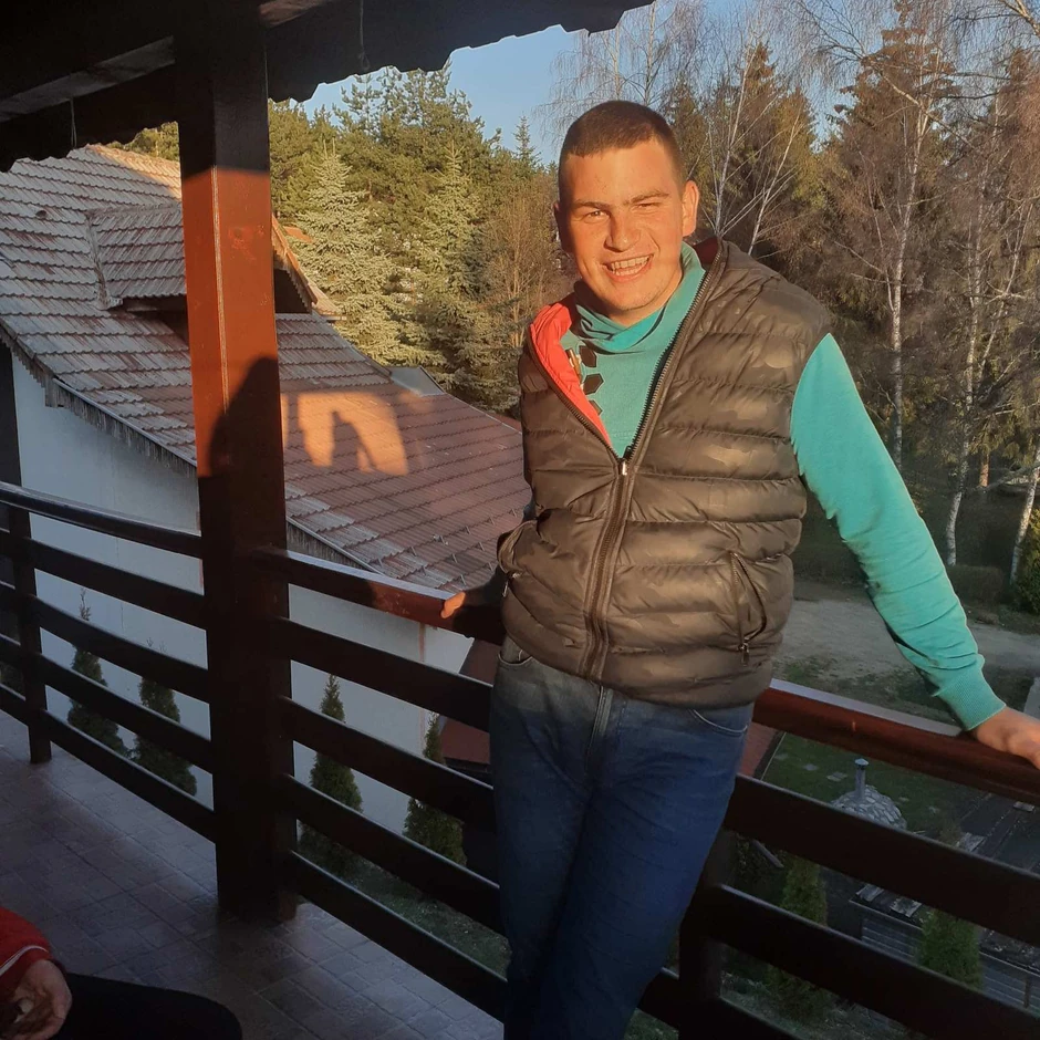 Luka u svojoj kući na Zlatiboru koju je zamenio imanjem na selu