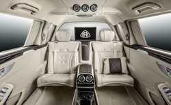 Duchowny zeznał w sądzie: Na urodziny podarowano mi Maybacha