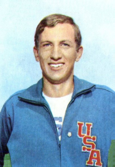 Dick Fosbury w 1968 r. Ciężko znaleźć zdjęcie, na którym ten facet się nie uśmiecha