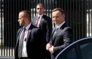 Prezydent Duda przybył na Stadion PGE Narodowy. Spotka się z Obamą