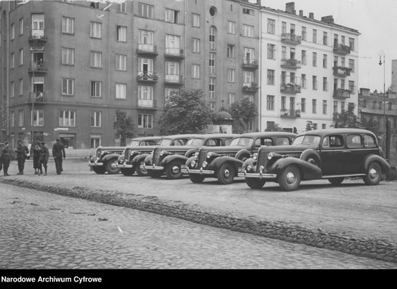 Sierpień i wrzesień 1939 r. - ostatnie dni pokoju, pierwsze dni wojny na podstawie zbiorów NAC.