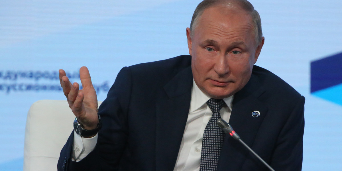 Władimir Putin pod koniec października polecił szefowi Gazpromu, by zwiększył dostawy gazu do Europy 