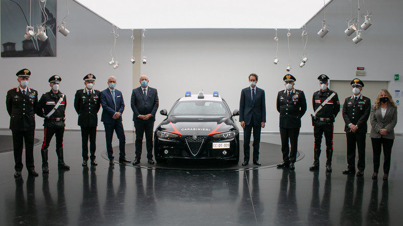 Opancerzona Alfa Romeo Giulia dla włoskich karabinierów