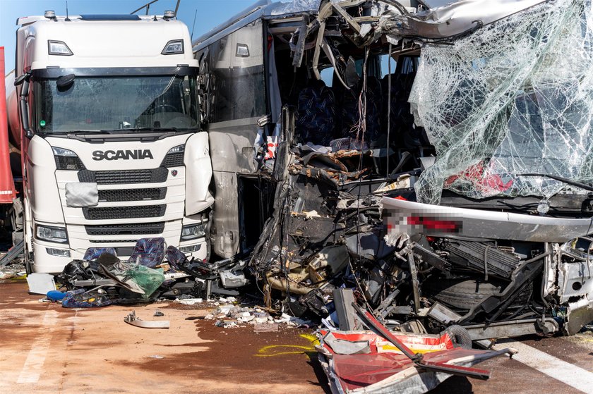 Wypadek polskiego autokaru na A12 w Niemczech