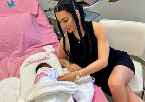 Helena Topalović izašla iz porodilišta