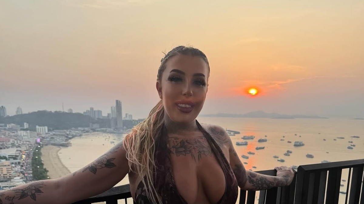 Influenserka Bet Klug pala sa terase hotela, slomila kičmu na 24 mesta, bore joj se za život