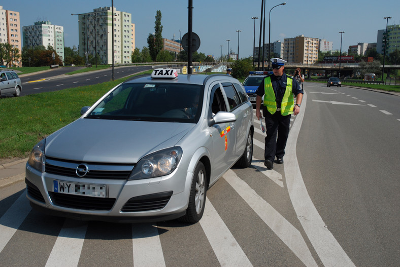 Policja kontroluje przebiegi