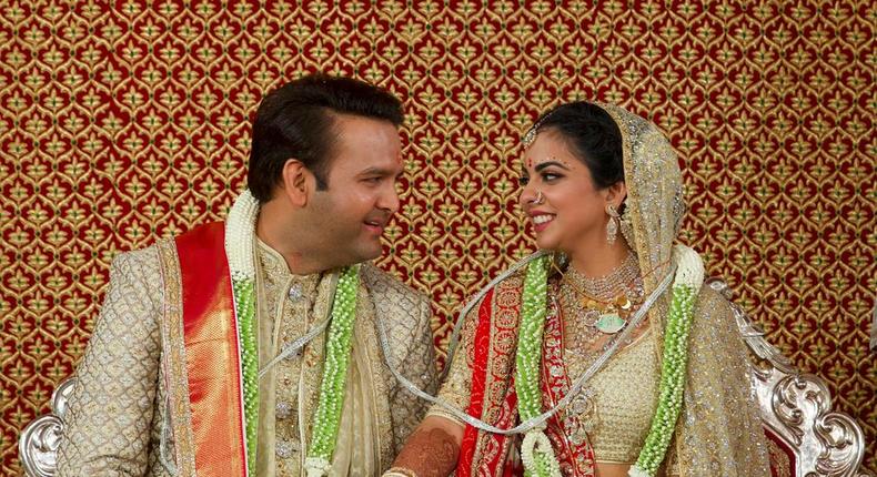 Isha Ambani & Anand Piramal's best wedding photos