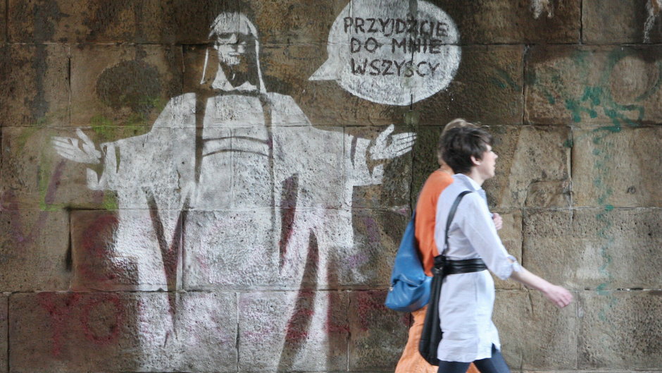 Religijne graffiti w Krakowie. (Zdjęcie ilustracyjne)