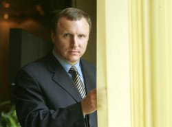 Tusk i PO to noc. PiS i Kaczyński to dzień