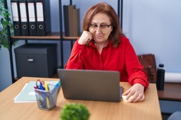 różny wiek emerytalny dla kobiet i mężczyzn niezgodny z konstytucją? petycja w sejmie