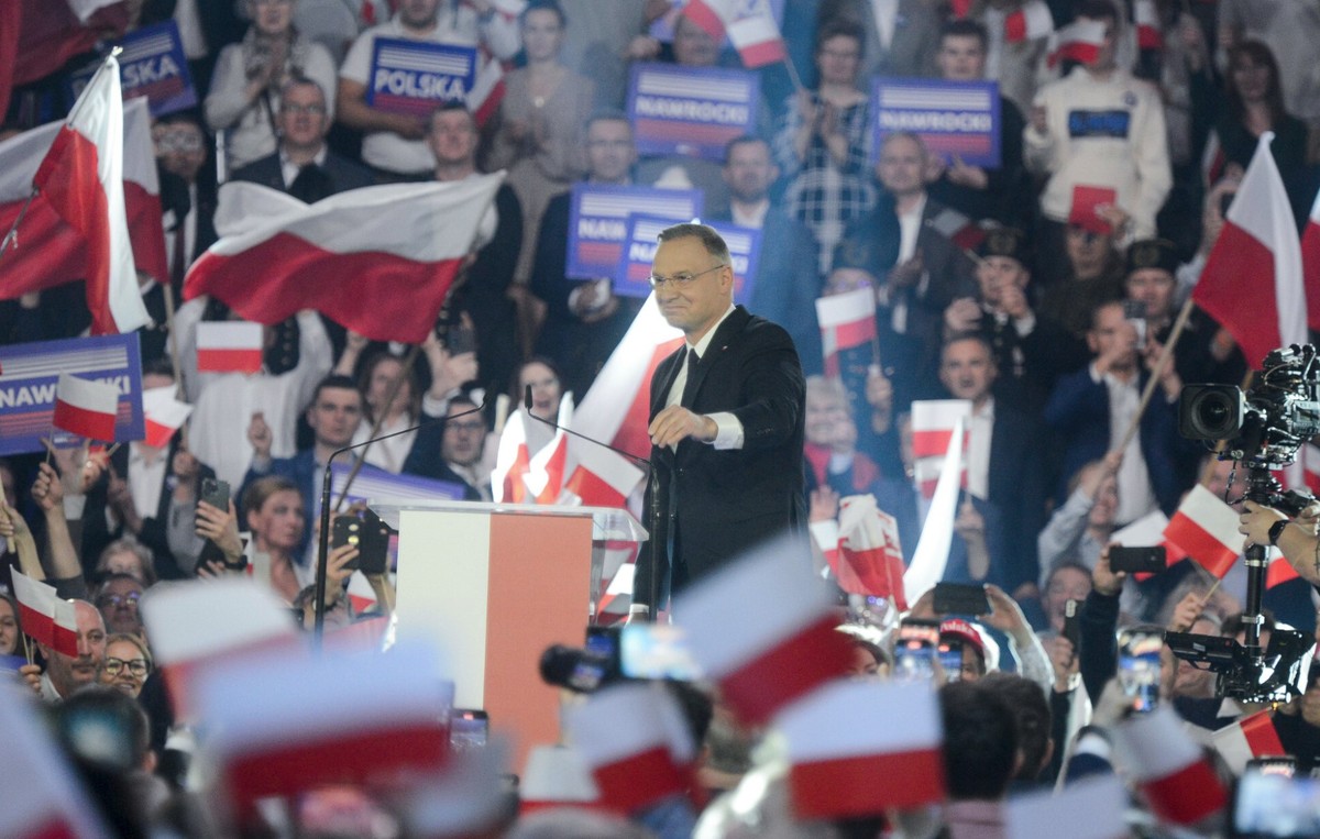 Andrzej Duda: musi wygrać uczciwa Polska. Nie może zwyciężyć cynizm i draństwo