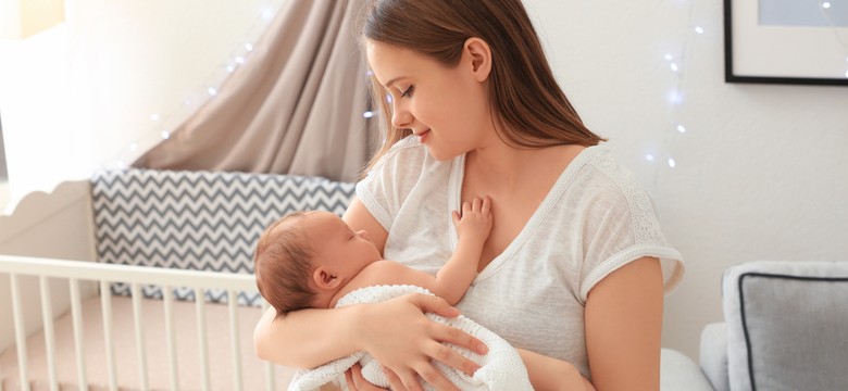 Jak wrócić do formy po ciąży? Co mogą jeść kobiety karmiące piersią?