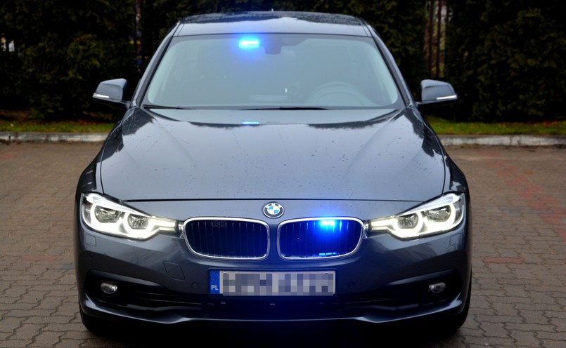 BMW 330i xDrive rozpędza się do 100 km/h w 5,8 s