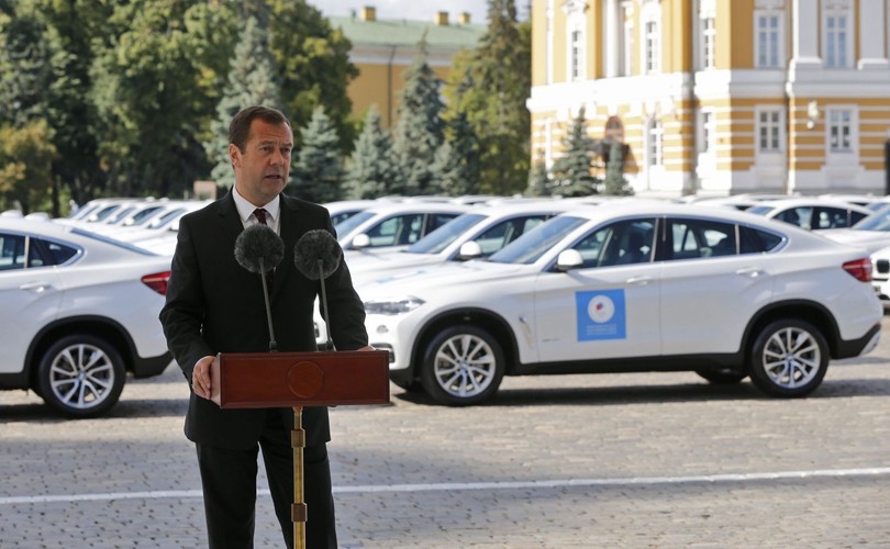 Premier Dmitrij Miedwiediew