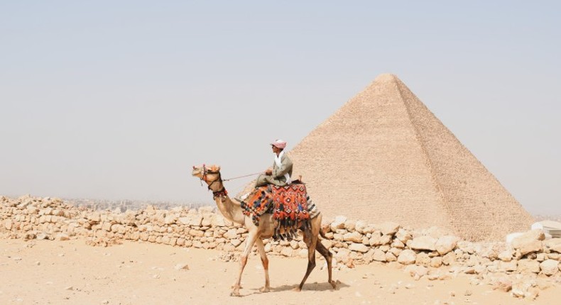 The Pyramids of Giza [Travel with a pen]