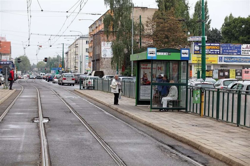 Na Jeżycach brakuje biletomatów