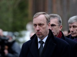 Minister kultury: Film o Smoleńsku? Nie wyobrażam sobie