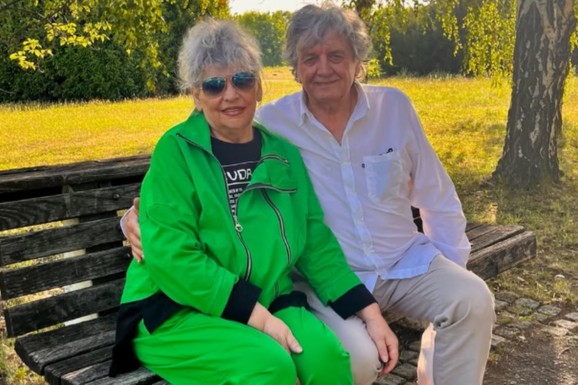 RADOŠ BAJIĆ I NJEGOVA ŽENA SLAVE 50 GODINA BRAKA Glumac se oglasio, čestitke pljušte: "Ništa više nije isto i nije kao što je bilo"