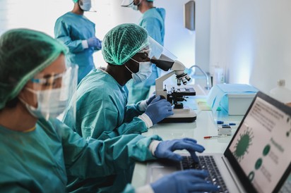 Gyökeres változások Dél-Afrikában a COVID-19 járvány kezelésében