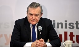 Gliński: Nie wiadomo czy media publiczne zostaną narodowymi instytucjami kultury