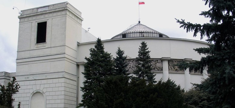 PO, PiS, a potem... Trzecia "partia" to wcale nie SLD!