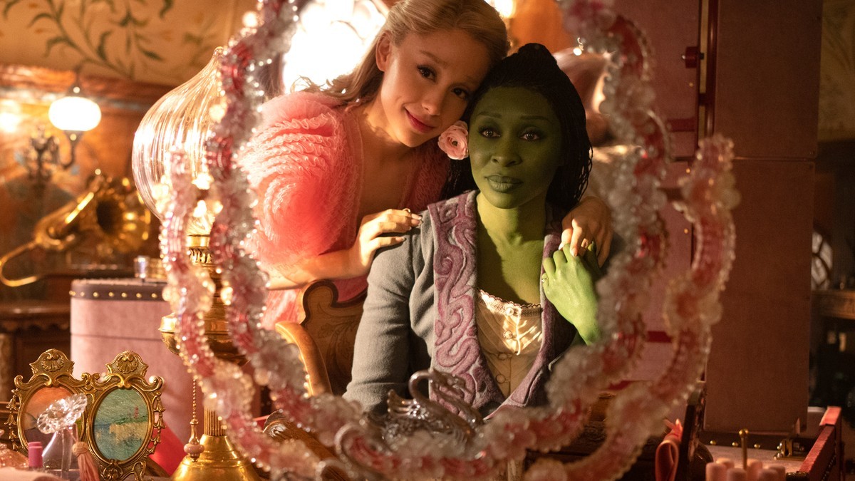 Ariana Grande i Cynthia Erivo w filmie "Wicked"