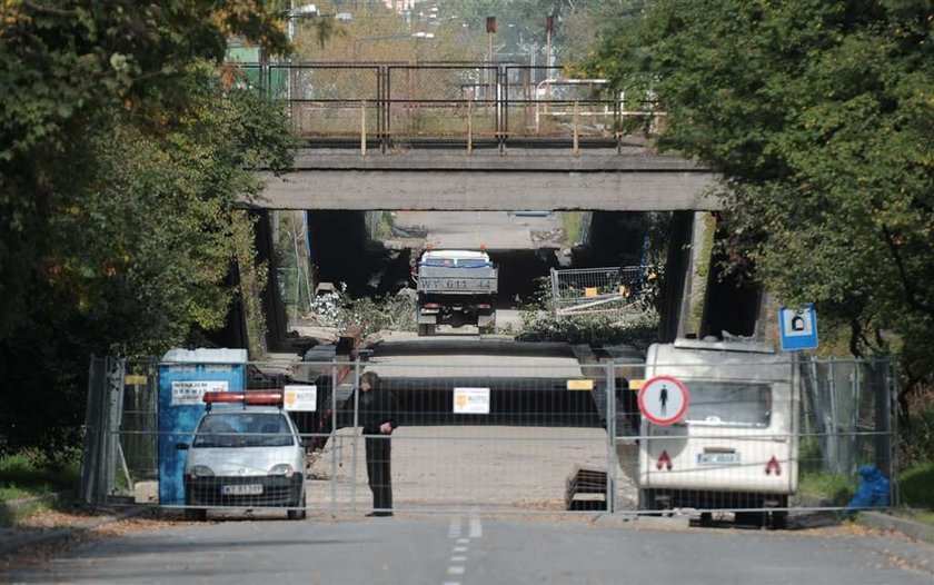 Szampan od Faktu na opóźnione budowy