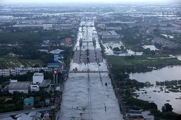 Powodzie w północnych Chinach. Ewakuowano ponad 120 tys. osób